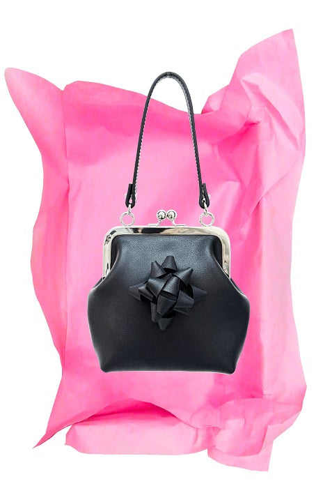 odlyworkshop-fw-24-black-bow-charm-purse