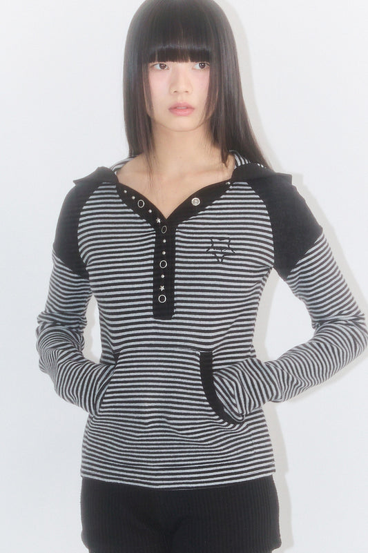 illigo-ss-25-striped-lace-contrast-hoodie-charcoal-black