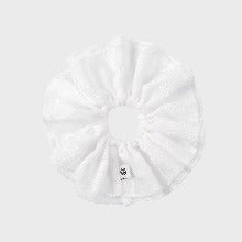 [EIREVE] Seasonless GINGHAM CHECK FRILL SCRUNCHIE (CREAM WHITE)