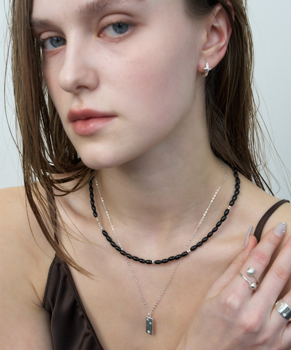 xanadu-seasonless-onyx-necklace