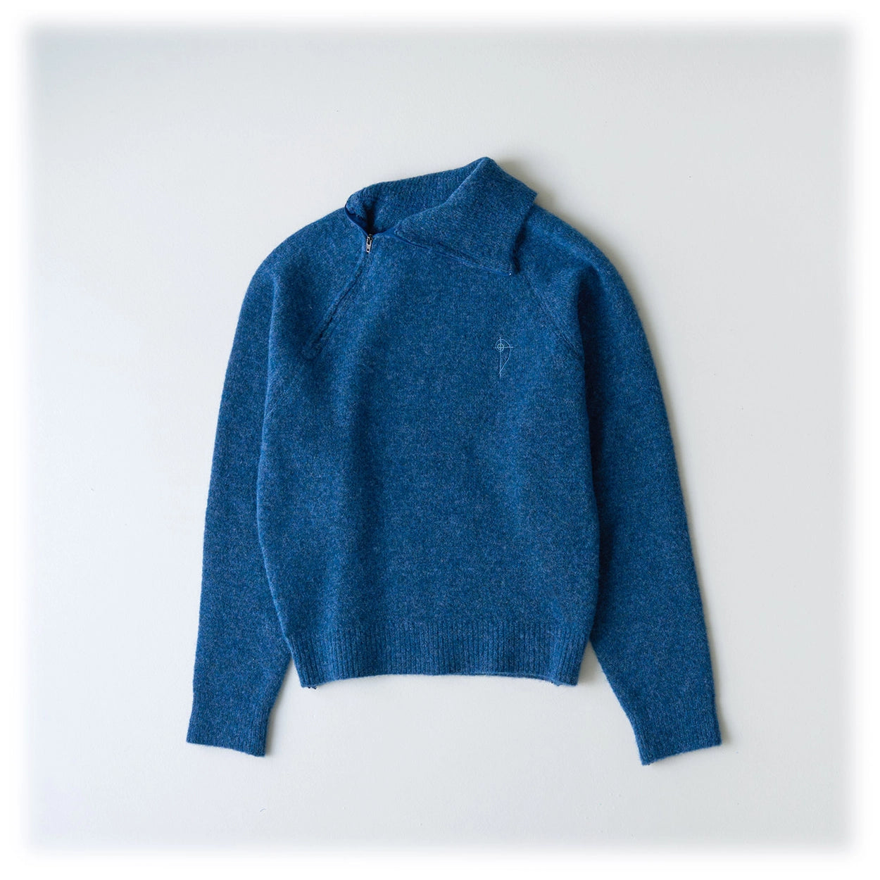 suh-suh-ss-25-golden-ratio-zipup-sweater-(navy)