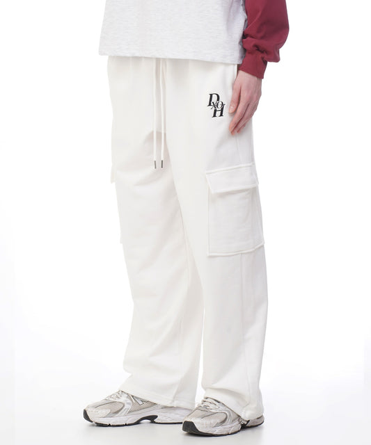 dxoh-fw-24-stack-logo-cargo-wide-pants-back-ivory