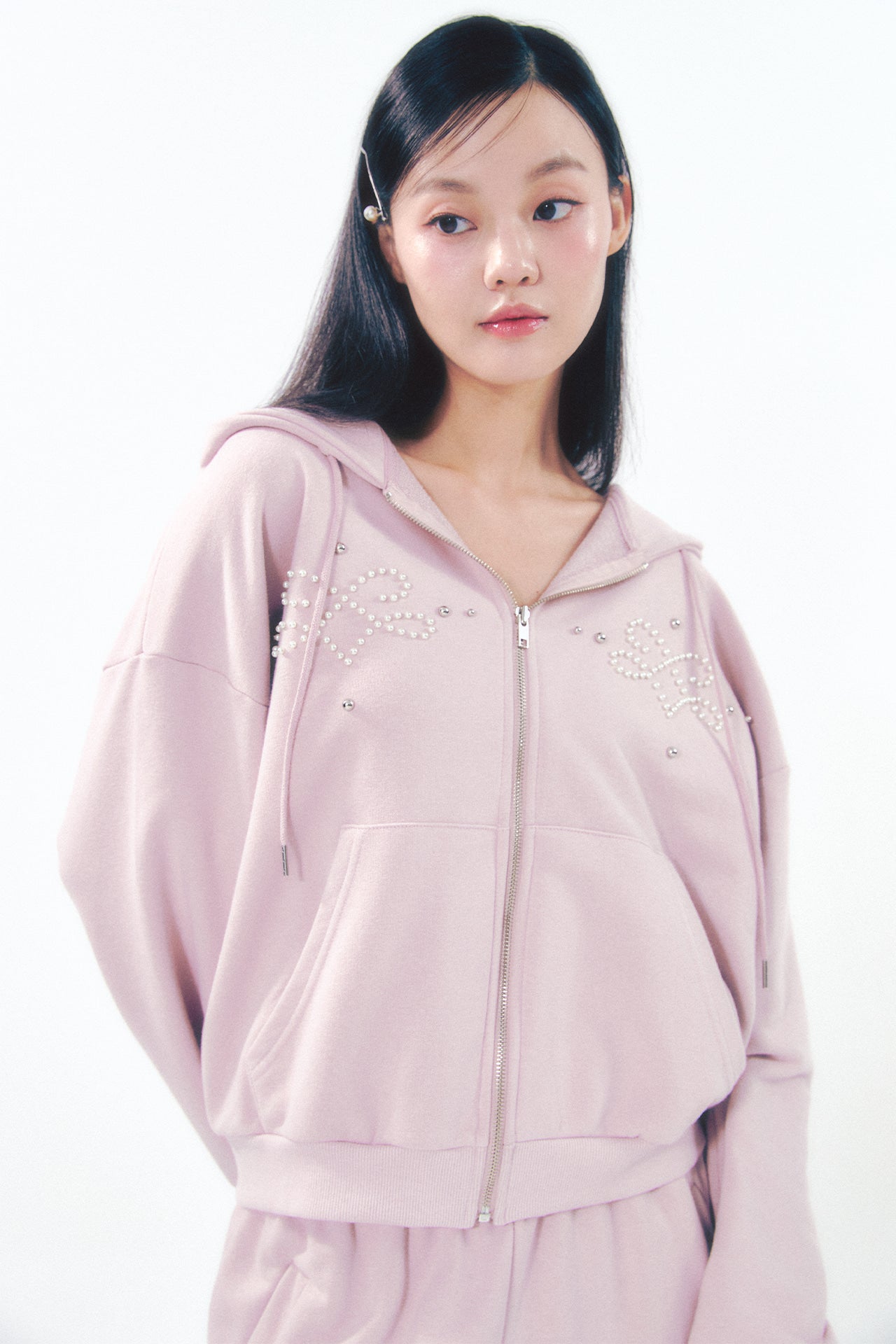 moilly-fw-24-(worn-by-ive-leeseo)-pearl-hoodie-zipup-pink