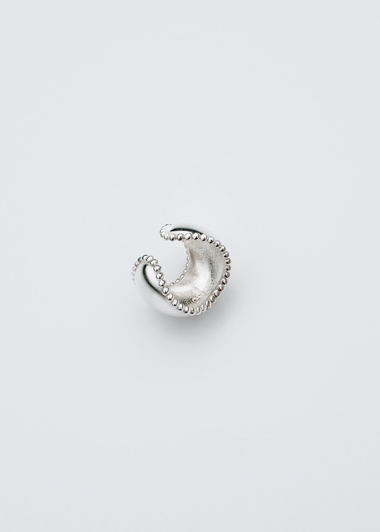 inodore-seasonless-24-roman-earcuff