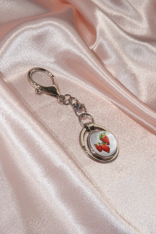 huggingoat-seasonless-strawberries-keyring