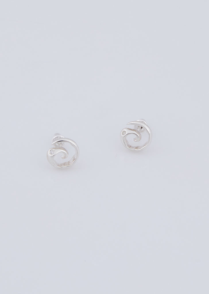 fillow-seasonless-23-ripple-point-earring