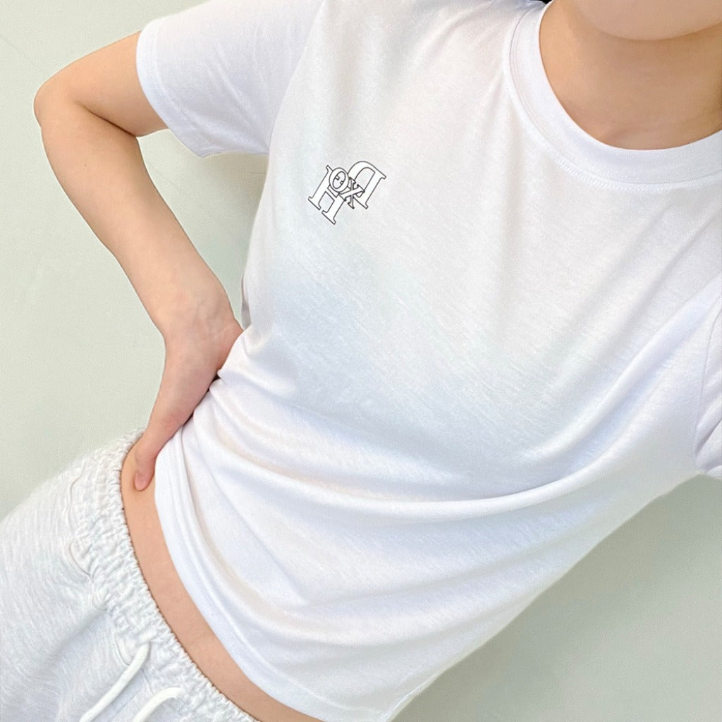 dxoh-ss-22-stack-logo-crop-white