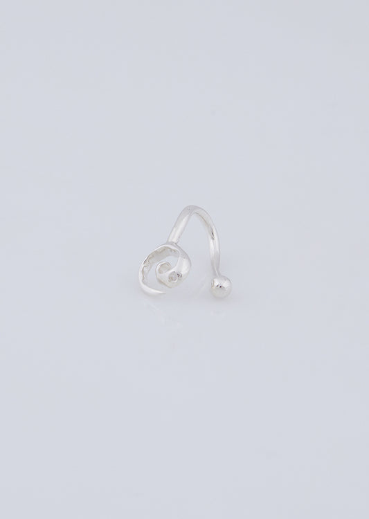 fillow-seasonless-23-flow-point-earcuff